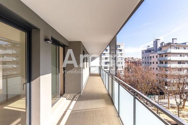 Foto 1 de Piso en venta en Centre - Hospitalet de Llobregat, L´ de 4 habitaciones con terraza y piscina