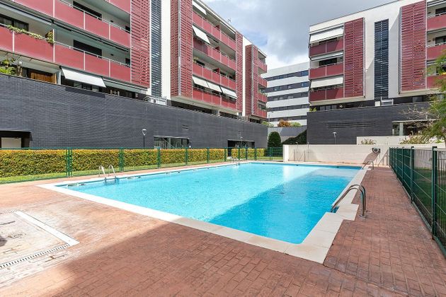 Foto 1 de Pis en venda a Sant Just Desvern de 3 habitacions amb terrassa i piscina