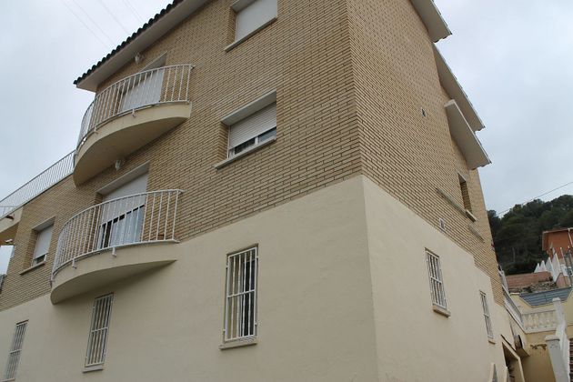 Foto 2 de Xalet en venda a calle Goya de 4 habitacions amb terrassa i piscina