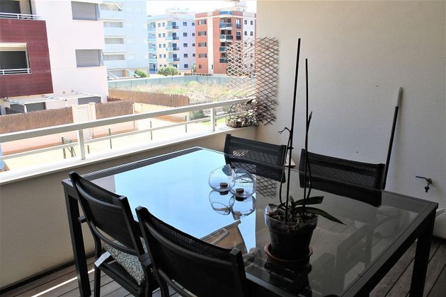 Foto 1 de Venta de dúplex en calle De Josep Vicenç Foix de 2 habitaciones con terraza y piscina