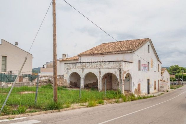 Foto 2 de Casa rural en venda a calle Baix Penedès de 7 habitacions amb terrassa i jardí