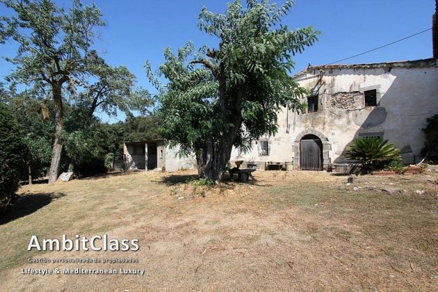 Foto 1 de Casa rural en venda a Sant Pere de Vilamajor de 9 habitacions amb terrassa i jardí