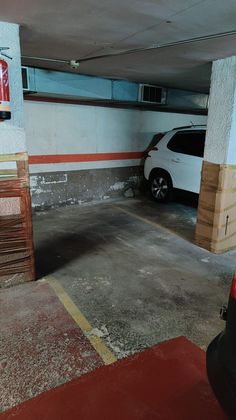 Foto 2 de Garatge en venda a La Sagrera de 9 m²