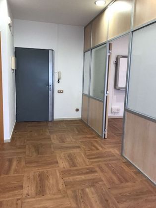 Foto 2 de Oficina en lloguer a Centre - Badalona amb ascensor