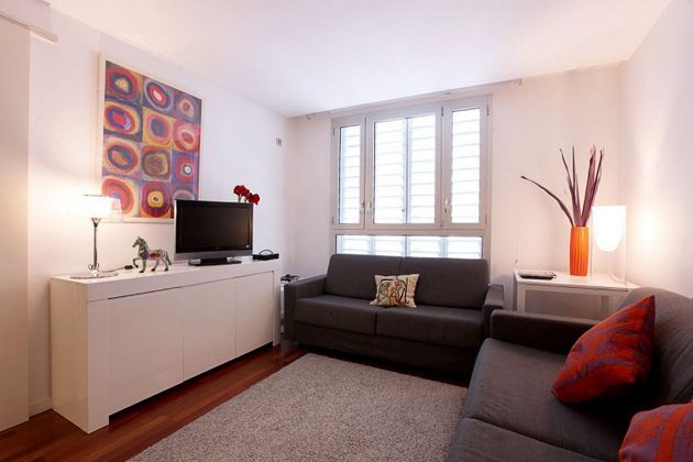Foto 1 de Pis en venda a La Barceloneta de 1 habitació amb balcó i aire acondicionat