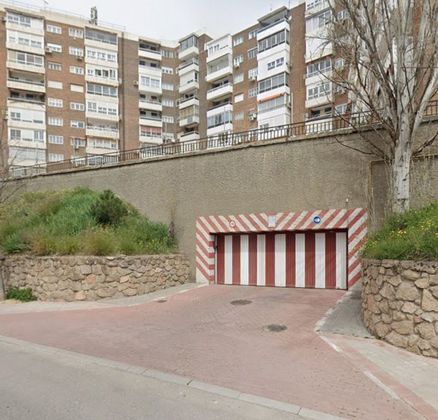 Foto 1 de Garatge en venda a avenida De Manoteras de 18 m²
