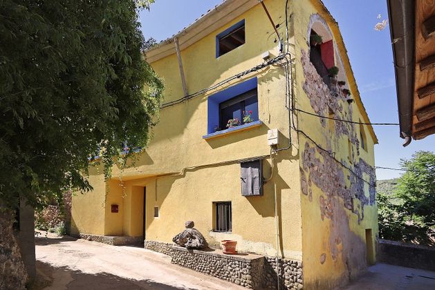 Foto 1 de Casa en venda a calle Unica de 5 habitacions amb terrassa i garatge