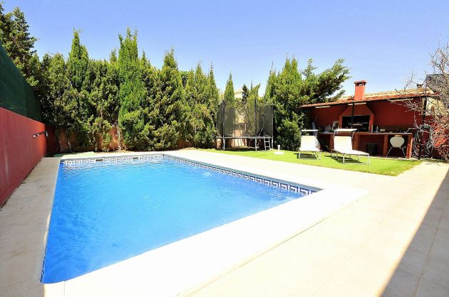 Foto 1 de Casa en venta en Badia Blava-Badia Gran-Tolleric de 4 habitaciones con terraza y piscina