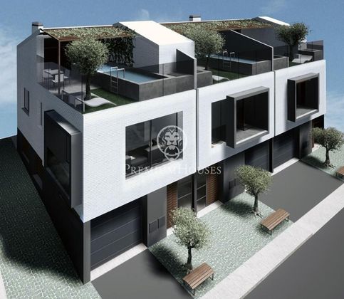 Foto 1 de Casa en venta en Finestrelles de 4 habitaciones con terraza y piscina