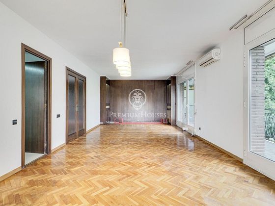 Foto 2 de Alquiler de piso en Sant Gervasi - La Bonanova de 5 habitaciones con terraza y muebles