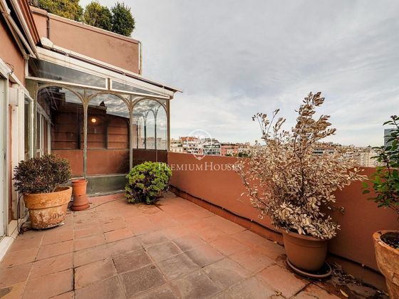 Foto 2 de Àtic en venda a Sant Gervasi - Galvany de 6 habitacions amb terrassa i calefacció