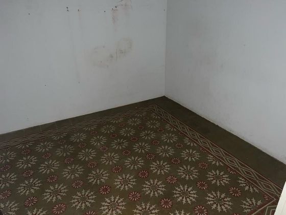 Foto 1 de Venta de piso en El Camp de l'Arpa del Clot de 3 habitaciones y 70 m²