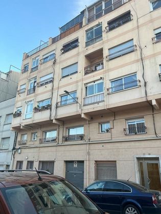 Foto 2 de Pis en venda a calle De Sant Ferran de 3 habitacions amb terrassa i ascensor