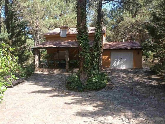 Foto 2 de Xalet en venda a Marugán de 4 habitacions amb terrassa i piscina