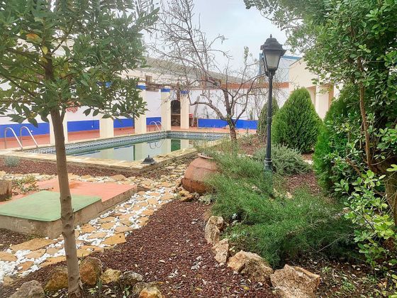 Foto 1 de Chalet en venta en avenida De Los Molinos de 4 habitaciones con terraza y piscina