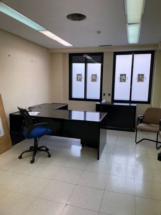 Foto 1 de Oficina en lloguer a avenida De Betanzos de 230 m²