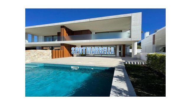 Foto 2 de Casa en lloguer a calle De la Cruz de 3 habitacions amb terrassa i piscina