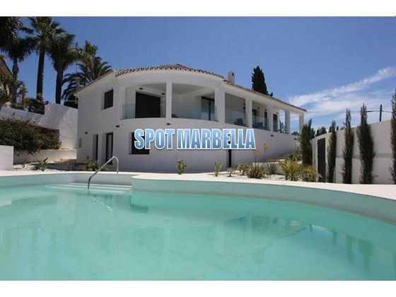 Foto 2 de Chalet en alquiler en Elviria de 5 habitaciones con terraza y piscina