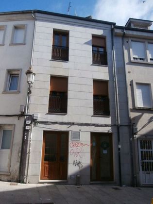 Foto 2 de Casa adossada en venda a Centro - Recinto Amurallado de 2 habitacions amb calefacció