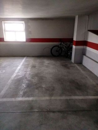 Foto 2 de Garaje en venta en calle Doutor Xermán Alonso Hortas de 56 m²