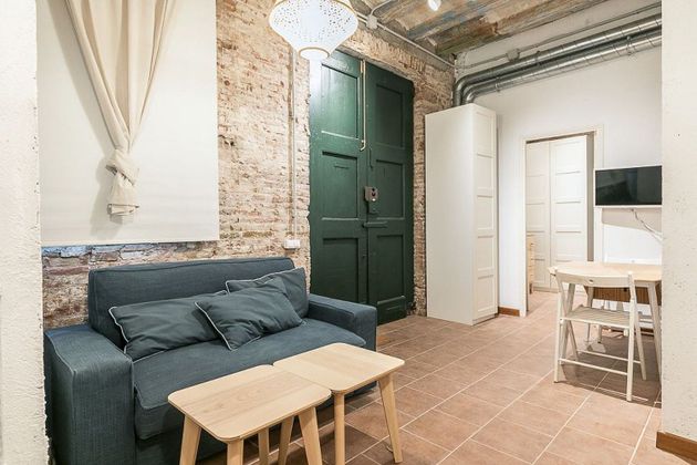 Foto 1 de Alquiler de piso en calle De Vinaròs de 1 habitación con terraza y muebles