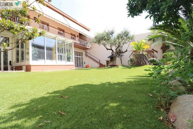 Foto 1 de Casa en venda a Centre - Sabadell de 5 habitacions amb terrassa i piscina