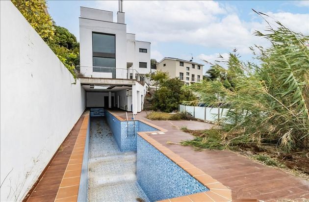Foto 1 de Casa en venda a Calella de 6 habitacions amb terrassa i piscina