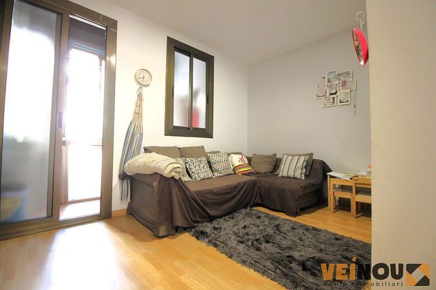 Foto 1 de Piso en venta en Sants-Badal de 3 habitaciones con balcón