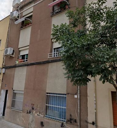Foto 1 de Edifici en venda a calle Ruperto Chapí de 408 m²