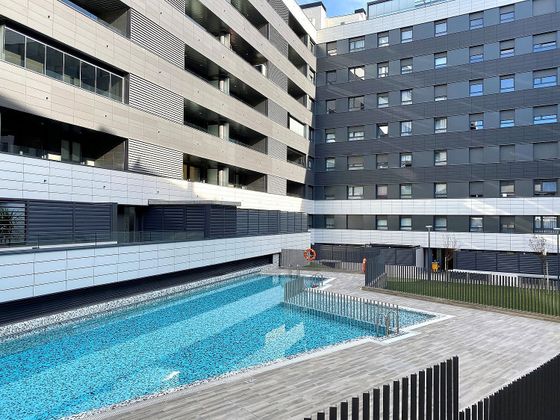 Foto 2 de Piso en alquiler en calle Del Heraldo de Aragón de 3 habitaciones con terraza y piscina