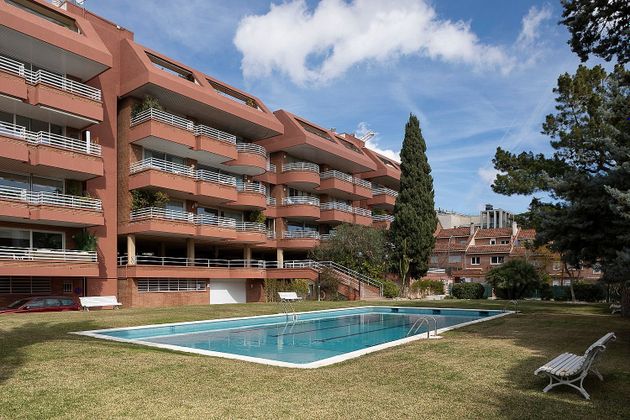 Foto 1 de Pis en venda a calle De Díaz de la Fuente de 4 habitacions amb terrassa i piscina