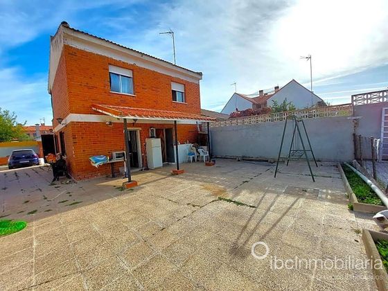 Foto 2 de Casa en venta en Numancia de la Sagra de 3 habitaciones con terraza y piscina