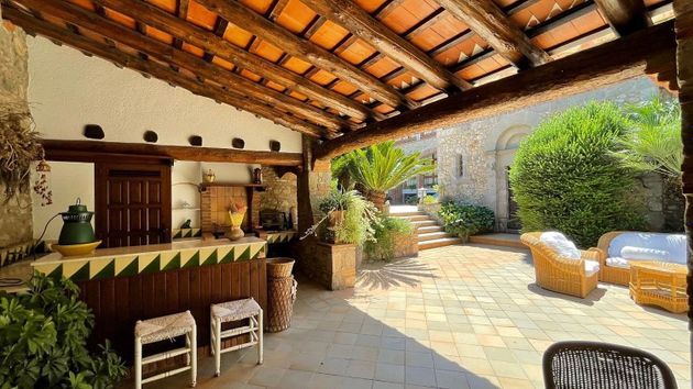Foto 2 de Xalet en venda a Sant Pere Pescador de 8 habitacions amb terrassa i piscina