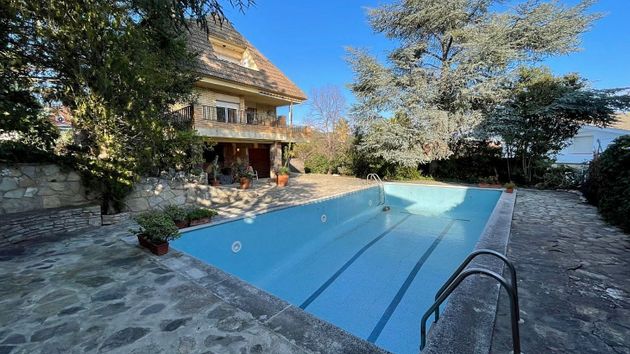 Foto 2 de Xalet en venda a Pallejà de 5 habitacions amb terrassa i piscina