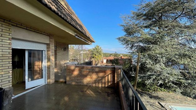 Foto 1 de Chalet en venta en Pallejà de 5 habitaciones con terraza y piscina