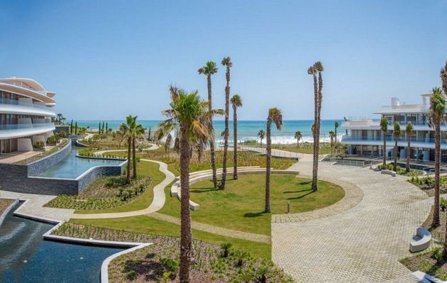 Foto 2 de Àtic en venda a Estepona Oeste - Valle Romano - Bahía Dorada de 3 habitacions amb terrassa i piscina