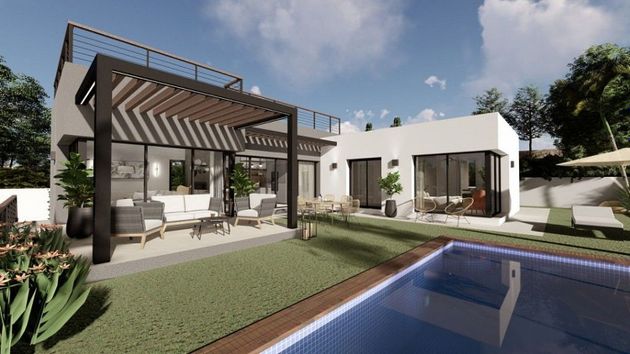 Foto 1 de Venta de chalet en Estepona Oeste - Valle Romano - Bahía Dorada de 3 habitaciones con terraza y piscina