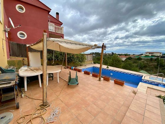 Foto 1 de Casa en venta en Alginet de 3 habitaciones con terraza y piscina