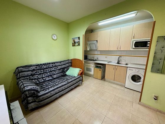 Foto 2 de Venta de piso en Campamento de 1 habitación y 45 m²