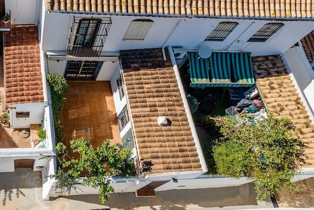 Foto 2 de Casa adossada en venda a Centro Ciudad de 2 habitacions amb terrassa i garatge