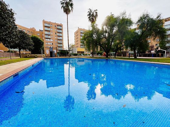 Foto 2 de Ático en venta en calle De Ramon Trias Fargas de 4 habitaciones con terraza y piscina