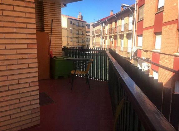 Foto 1 de Piso en venta en Alagón de 3 habitaciones con terraza y garaje