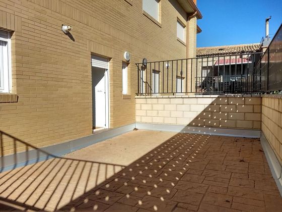 Foto 2 de Casa en venda a Borja de 3 habitacions amb terrassa i garatge