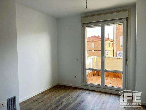 Foto 1 de Casa en venta en Luceni de 3 habitaciones con terraza y calefacción