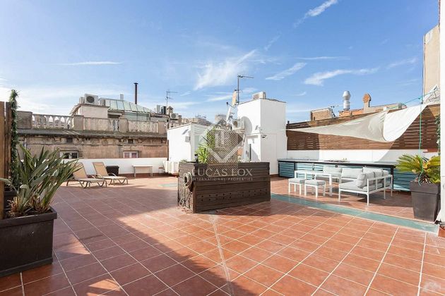 Foto 1 de Àtic en venda a Sant Pere, Santa Caterina i la Ribera de 3 habitacions amb terrassa i balcó