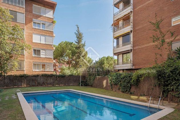 Foto 1 de Pis en venda a calle Del Marquès de Mulhacen de 4 habitacions amb terrassa i piscina