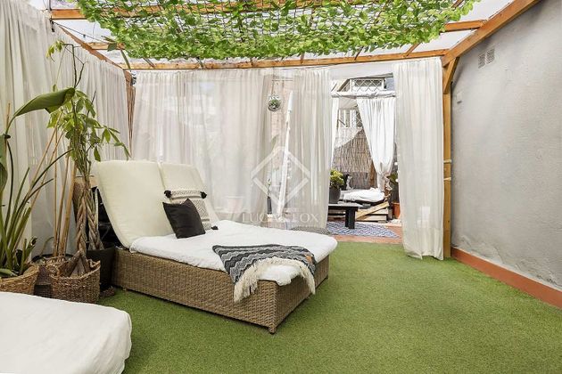 Foto 1 de Àtic en venda a El Camp d'en Grassot i Gràcia Nova de 1 habitació amb terrassa i aire acondicionat