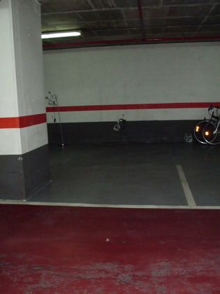 Foto 2 de Garatge en lloguer a calle Salvador Espriú de 16 m²
