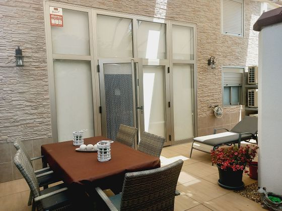 Foto 1 de Dúplex en venda a Polígono Industrial Norte de 2 habitacions amb garatge i jardí
