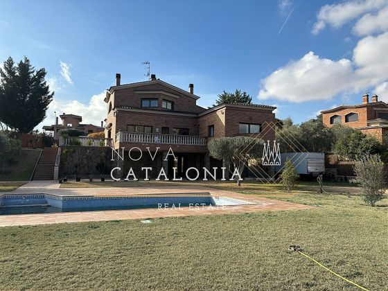 Foto 1 de Xalet en venda a Castellarnau - Can Llong de 4 habitacions amb terrassa i piscina